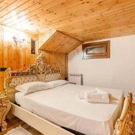Imperial Elegance in Courmayeur City Center，位于库马约尔的酒店