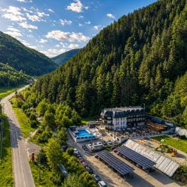 Carpentiere Arena Hotel & SPA，位于勒希纳里的酒店