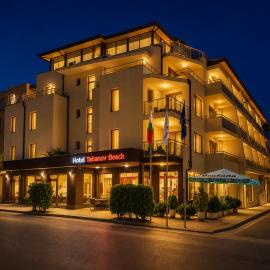 Tabanov Beach Hotel，位于索佐波尔的酒店