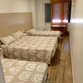 Hotel Skyline Boadilla，位于阿尔考空的酒店