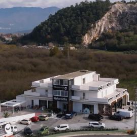 Hotel Doc，位于Vairano Scalo的酒店
