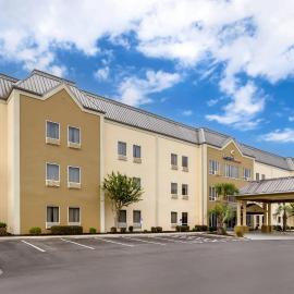 Comfort Suites At the University，位于康威的酒店