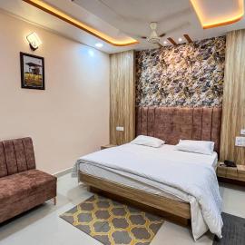 Hotel Ganga Ram，位于Chitrakoot的酒店