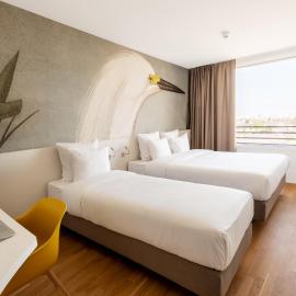 B&B HOTEL Basel，位于巴塞尔的酒店