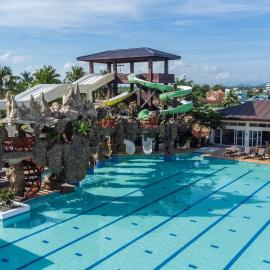 Port Royale Waterpark Resort Tacloban，位于San Jose的酒店