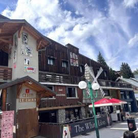 Hotel Le Cairn,位于莱德萨阿尔卑斯的酒店