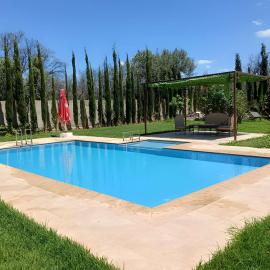 Peaceful Villa with Pool and Garden，位于Aghmat的酒店