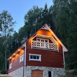 Mäeveski apartament，位于沃鲁的酒店