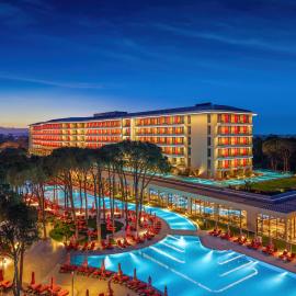 Trendy Perge Resort & Suites，位于Aksu的酒店