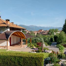 Agritur Golden Pause，位于图的酒店