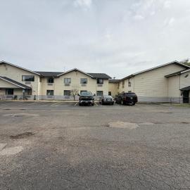 Coldwater Inn & Suites near I 69，位于科尔德沃特的酒店