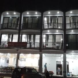 Hotel Shri Mahavir，位于Chamoli的酒店