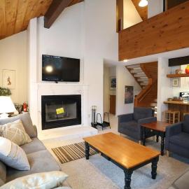 Sunnyside 6 in Condo Waterville Valley，位于沃特维尔谷的酒店