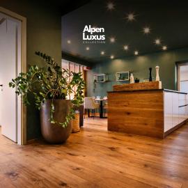 COLORGRAM - Colorful Loft with Terrace，位于克拉姆萨赫的酒店