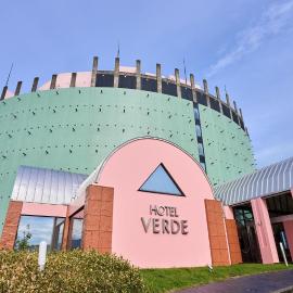 hotel VERDE，位于荒尾的酒店