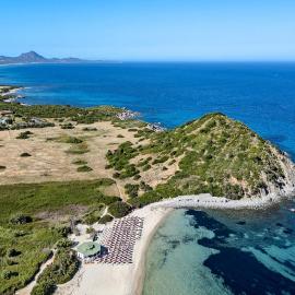 Sant'Elmo Beach Hotel，位于卡斯蒂亚达斯的酒店
