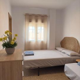 Cala Queralt Hostel,位于萨贡托的酒店