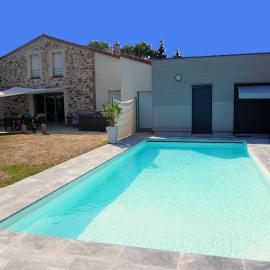Gîte à SAINT ANDRE DE LA MARCHE proche du Puy du foù，位于Saint-André-de-la-Marche的酒店