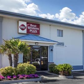 Best Western Plus Chesapeake Bay-Norfolk，位于诺福克的酒店