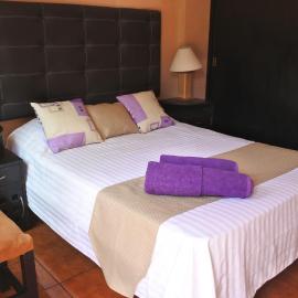 Hotel Mi Casa en Tepoz，位于迪坡斯特兰的酒店