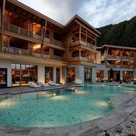 Hotel Masl，位于瓦勒斯的酒店