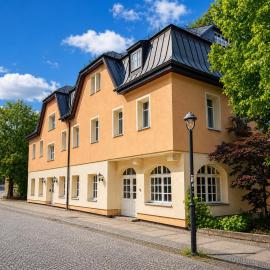 Hotel zum Felsenkeller Oybin,位于奥伊宾的酒店