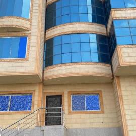 نزل المطل للشقق المخدومة السوده ابها，位于艾卜哈的酒店