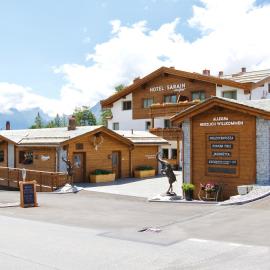 Hotel Sarain - Val Saraina Resort Lenzerheide，位于Lenz的酒店