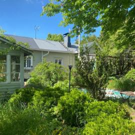 Villa Tapiola，位于Lohja的酒店