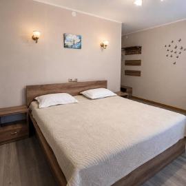 Baiterek Resort，位于卡拉甘达的酒店