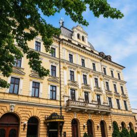 Hotel President，位于别尔斯克-比亚拉的酒店