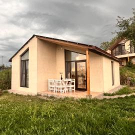 Shenlik Cozy House，位于Chʼinchʼin的酒店