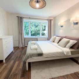 Quiet apartment with King Size bed in Viimsi，位于Viimsi的酒店