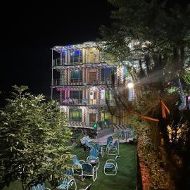 Bhurban Family Apartments，位于穆里的酒店