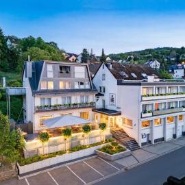 Landgasthof Eiserner Ritter，位于博帕德的酒店