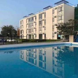 Relax at the lake - Pool - Pet friendly - WiFi，位于Chantepec的酒店