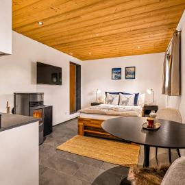 INN JOY Apartments - Alpine studio with spectacular views，位于Flums的酒店