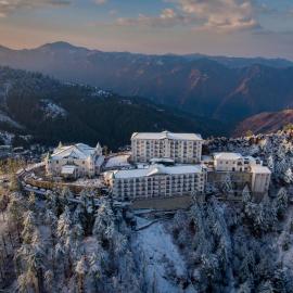 Club Mahindra Pristine Peaks Naldehra，位于西姆拉的酒店