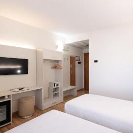 LVG Hotel Collection - Riz，位于圣吉奈西尤尼蒂的酒店