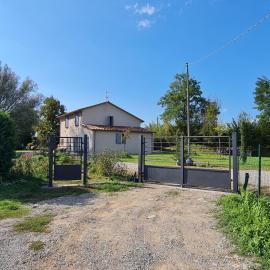 Casolare Fossalto，位于法布罗的酒店