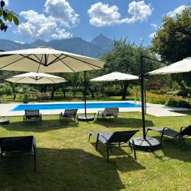 Hotel Kürschner，位于克查赫的酒店