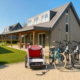 Maroma REGAL Exklusive Luxus-Ferienvilla in der Nähe des Veerse Meer mit kostenlosen 4 E-BKEs, kostenlosem Laden und großem Trampolin