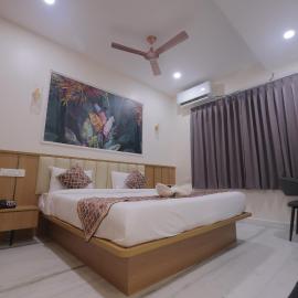 The Itihas Business Hotel Hitech City