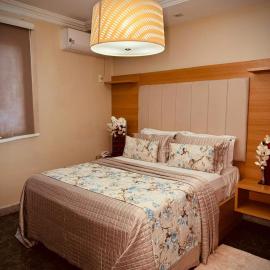 Hotel Cravo e Canela，位于坎普斯戈伊塔卡济斯的酒店