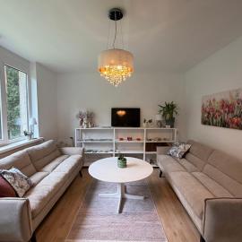 Apartment with sauna and fireplace，位于Viitna的酒店