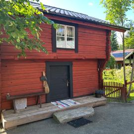 Härbre Cabin，位于奥尔延的酒店