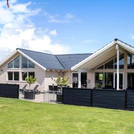 5 star holiday home in Bogense，位于博恩瑟的酒店