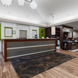 Hilton Garden Inn Ithaca，位于伊萨卡的酒店
