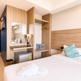 Avana Laem Chabang Boutique Hotel，位于Ban Laem Chabang的酒店
