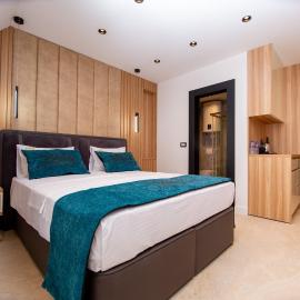 Premium Apartments Zevs，位于布德瓦的酒店
